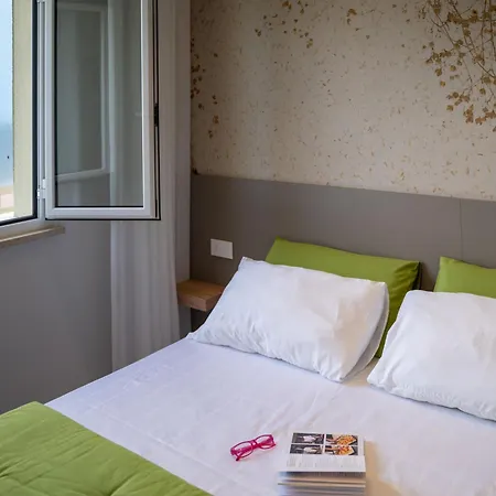 Mar Di Roseto By Interhome *